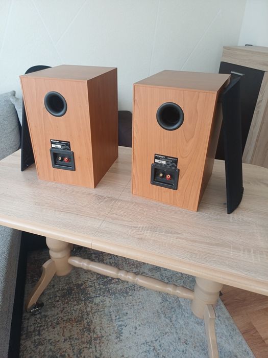 Kolumny Paradigm 3v4 monitory