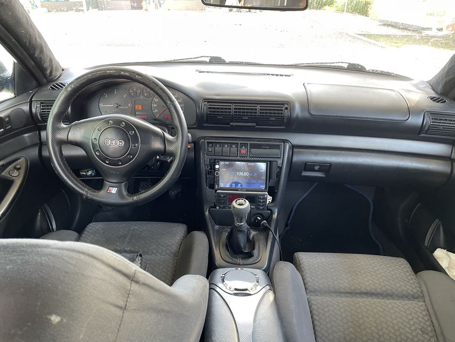 Carro em muito bom estado