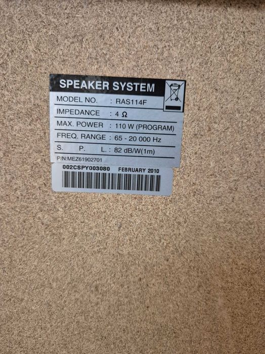 LG RAD114 – sprawna miniwieża z 2 głośnikami; stan bdb; CD i radio