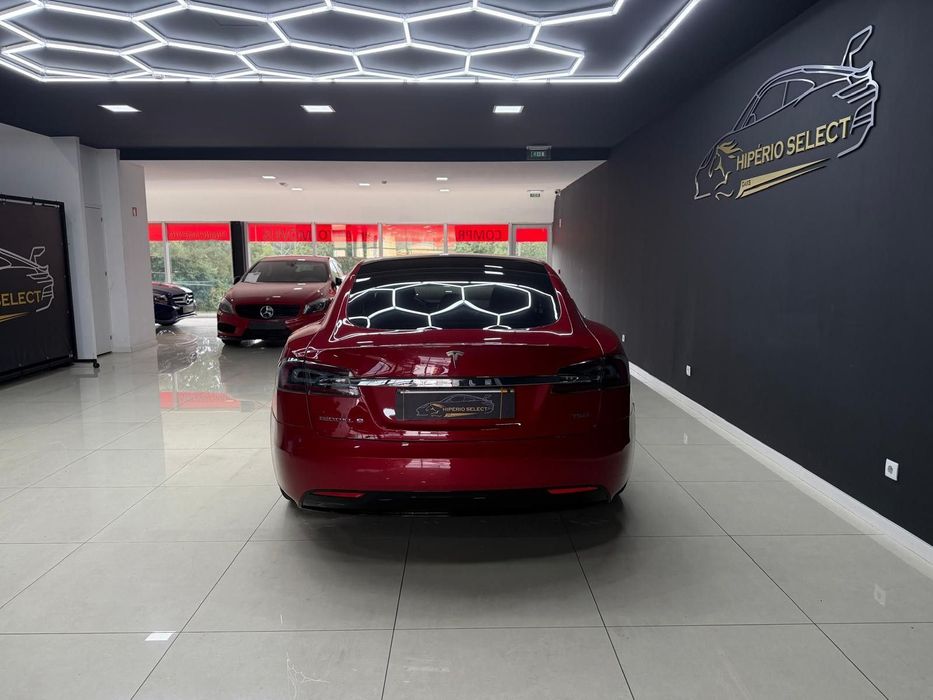 Tesla Model S 75D