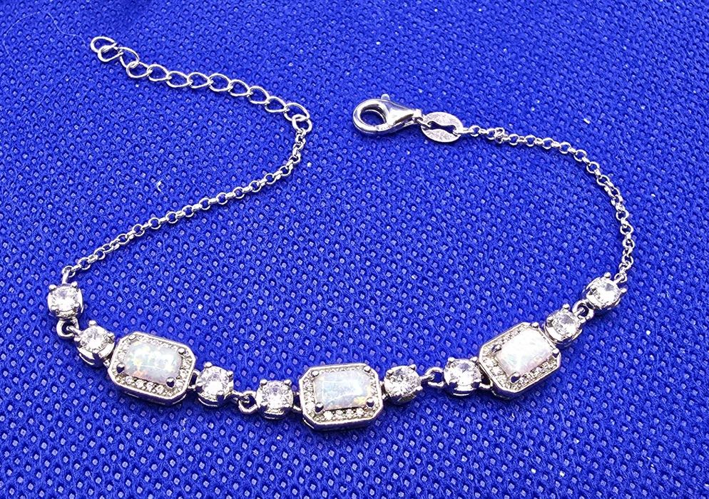 Elegancka Srebrna Bransoletka Z Białym Opalem Pr.925 5,72 g
