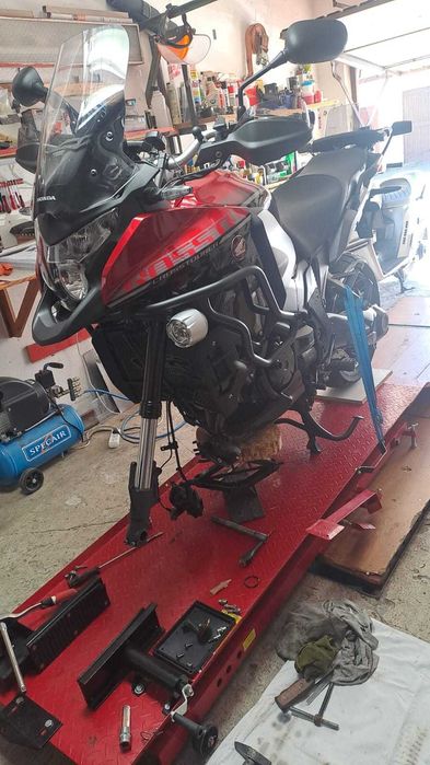 Serwis , naprawa motocykli.