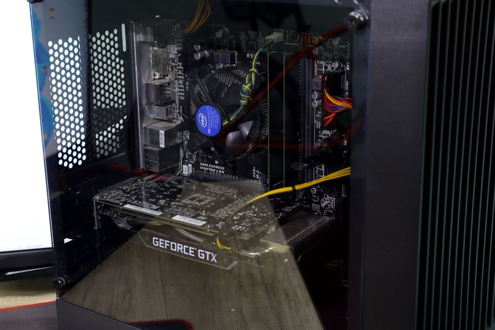 Intel i5 6600,, DDR4 16GB, GTX1660 6gb