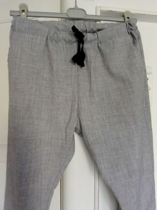 Świetne spodnie casualowe codzienne damskie letnie luźne 38 M