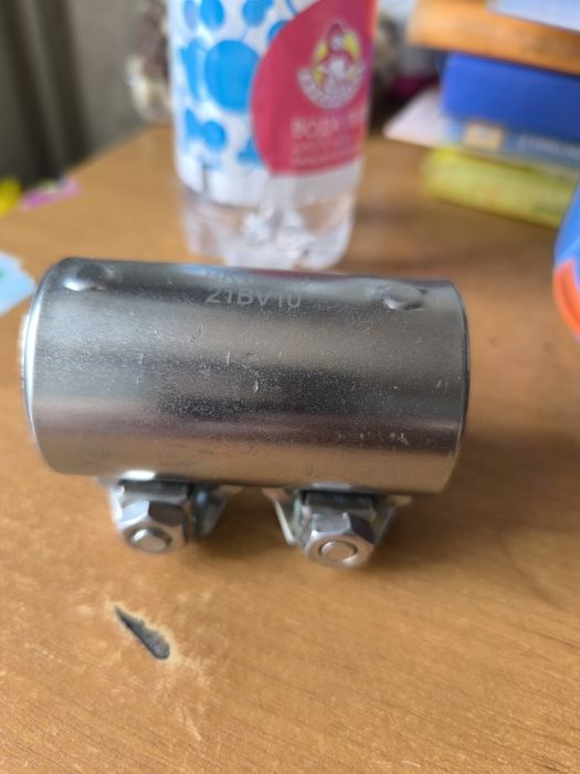 З'єднання вихлопної труби