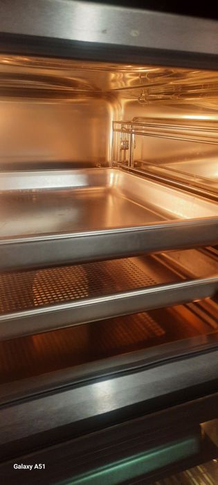 Piekarnik parowy siemens hb24d582