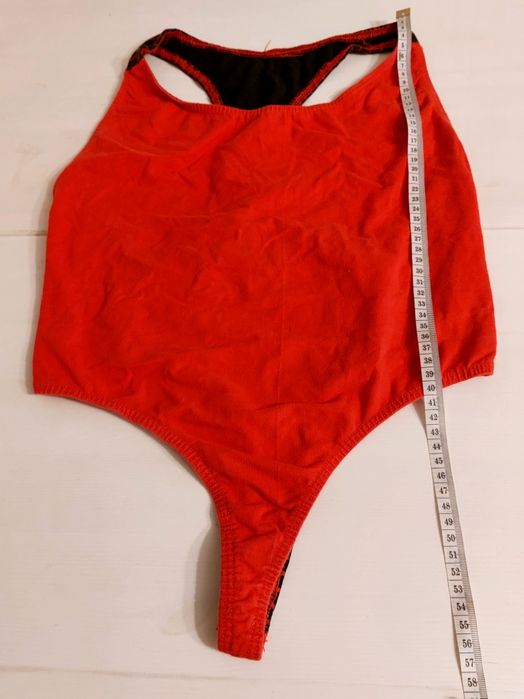 Damskie czerwone body