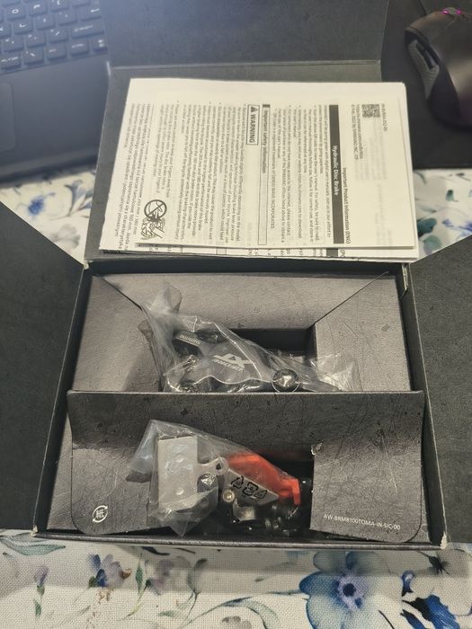 Shimano Deore XT BR-M8100 nowy -- zobacz !!