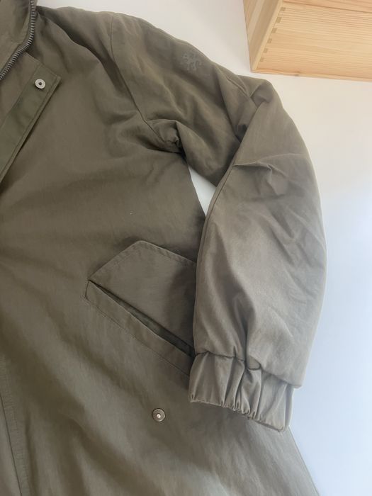 Japona comprida verde militar usada em otimo estado