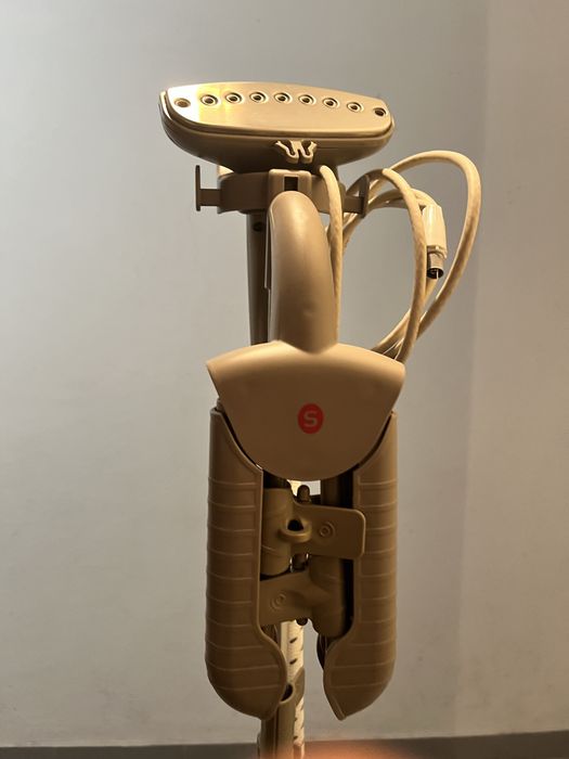 clothes steamer a used one