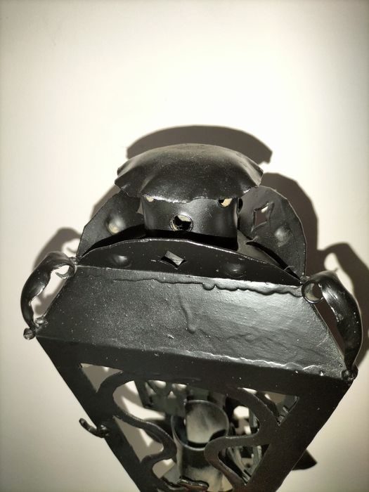 Lanterna Antiga em Ferro