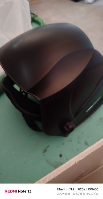 Vendo capacete de soldar novo
