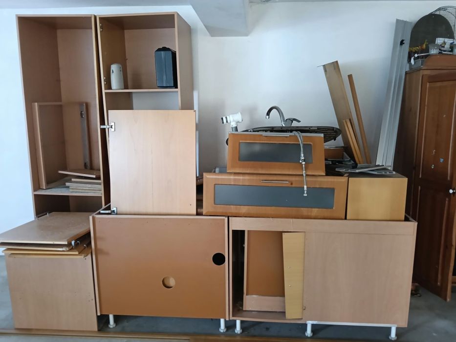 Cozinha Completa Modular (Madeira/Granito) + Lava-Loiça e Torneira