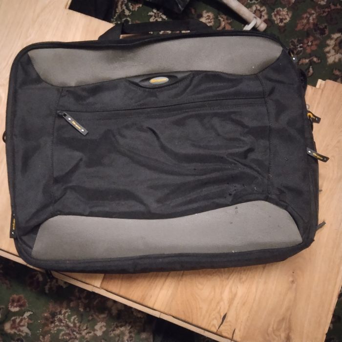 Solidna Torba na laptopa Targus