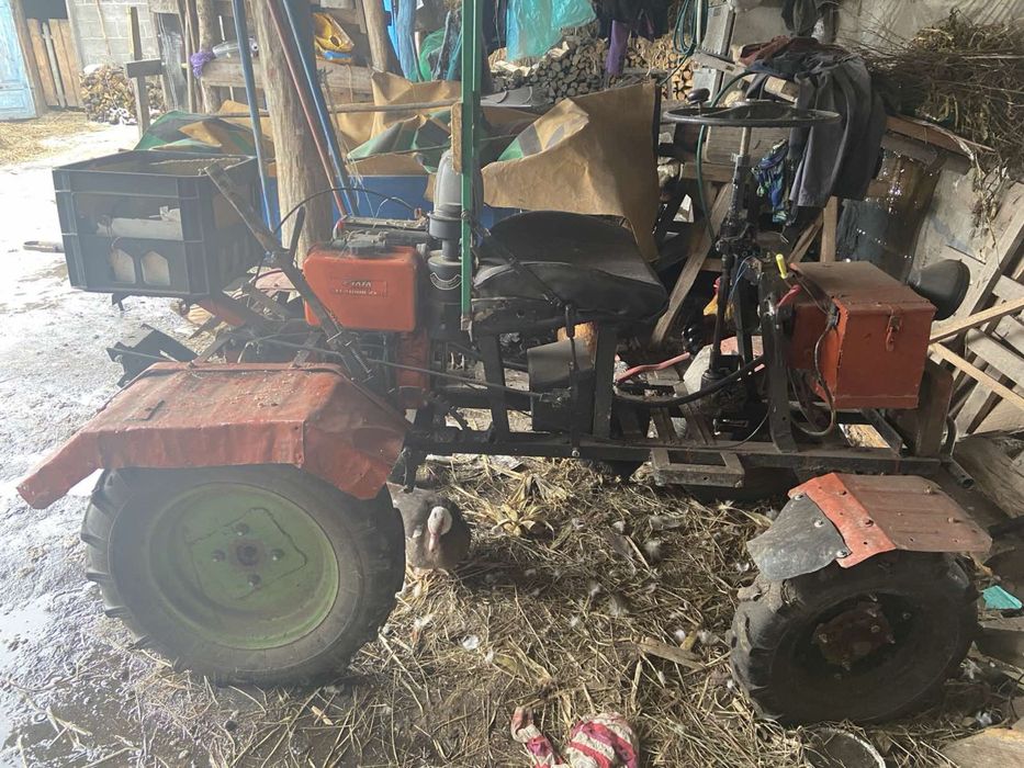 Продам міні-трактор.