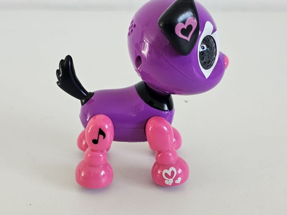 Zoomer Zupps Tiny Pups Pies robot