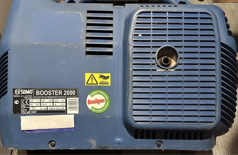 Бензиновый генератор Booster 2000