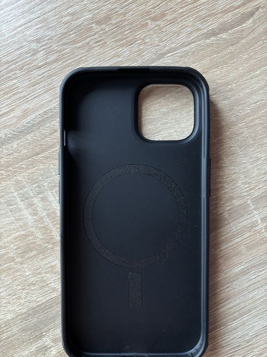 Продам чохол на iphone15