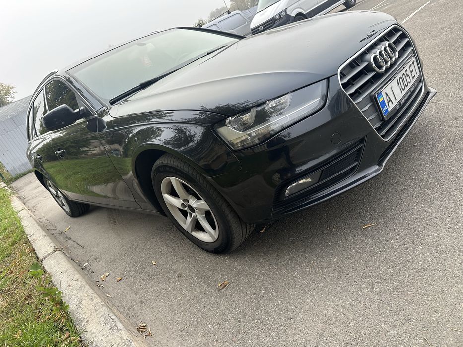 Audi A4  2.0d 2014р