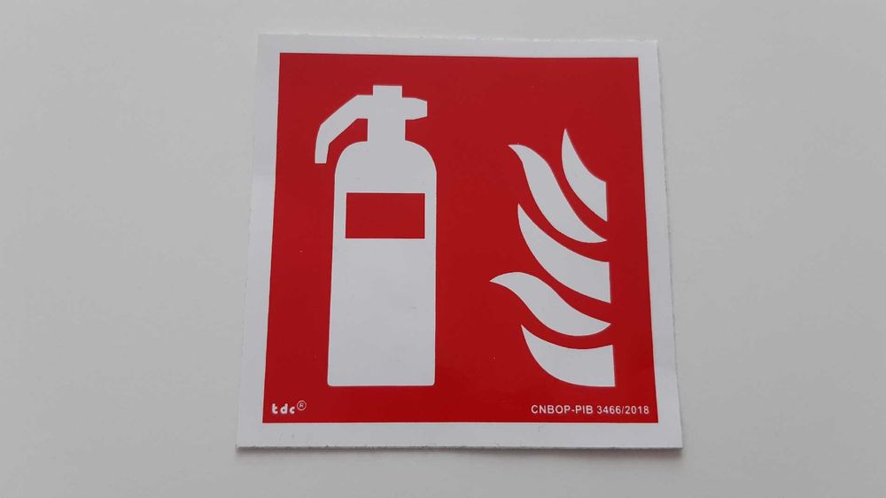 Naklejka ostrzegawcza/informacyjna Gaśnica