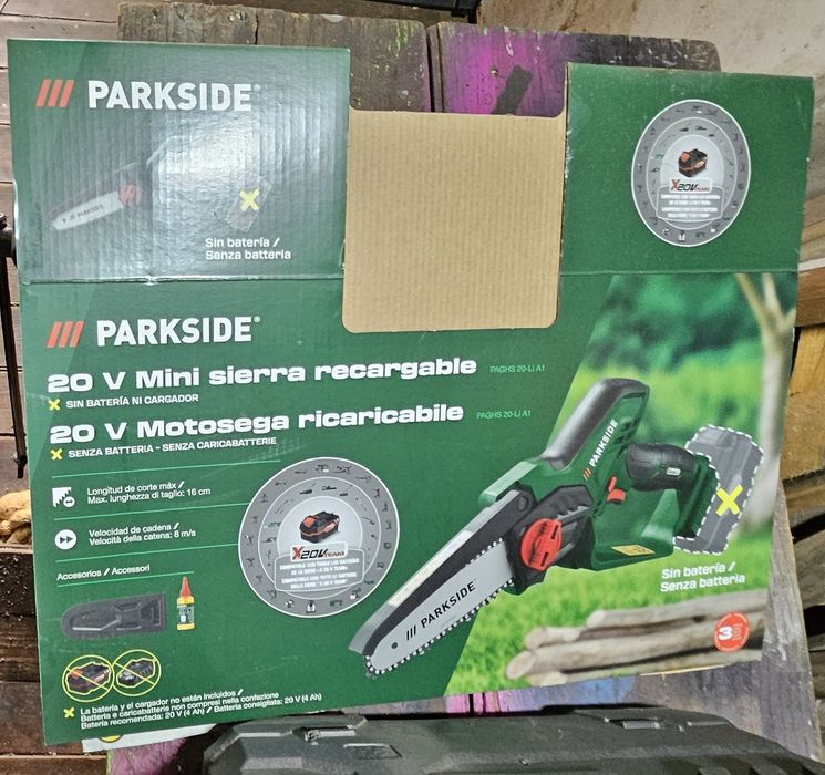 Mala Parkside de serra a bateria