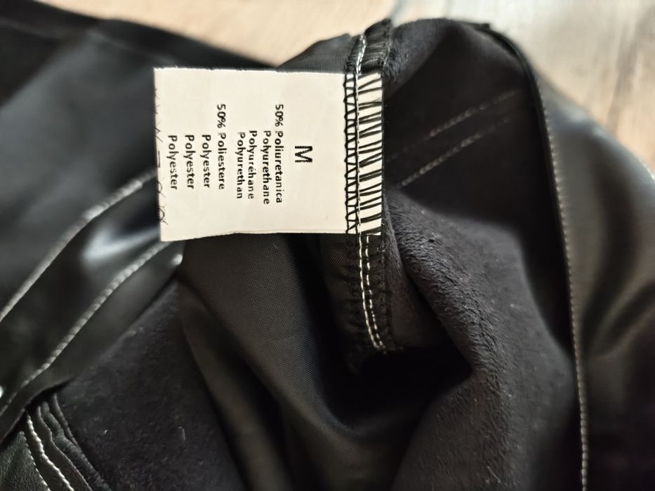 Spodnie z ecoskóry r.S/M