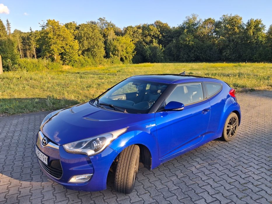 Samochód osobowy HYUNDAI.  Veloster