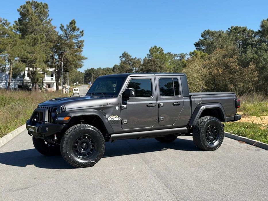 Jeep Gladiator434974609072476161