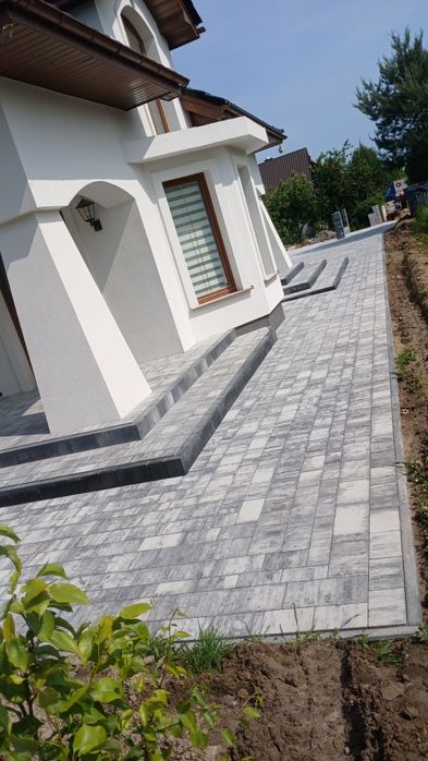 Brukarstwo /Układanie kostki brukowej