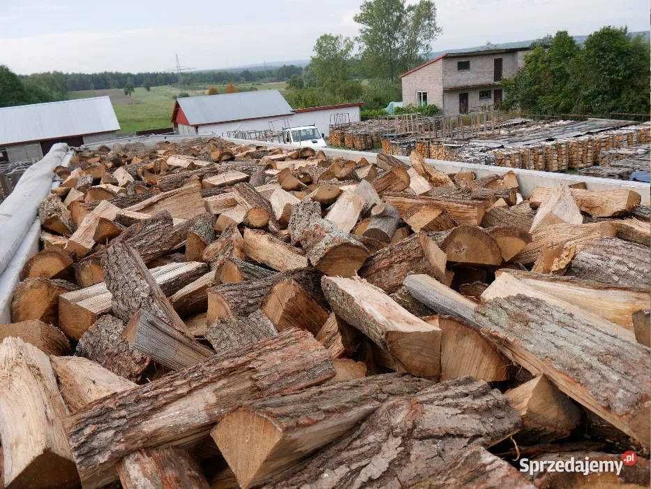 Drewno kominkowe - pociete i połupane - gotowe do palenia