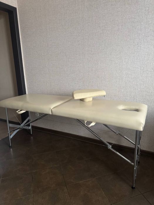 Продам масажний стіл