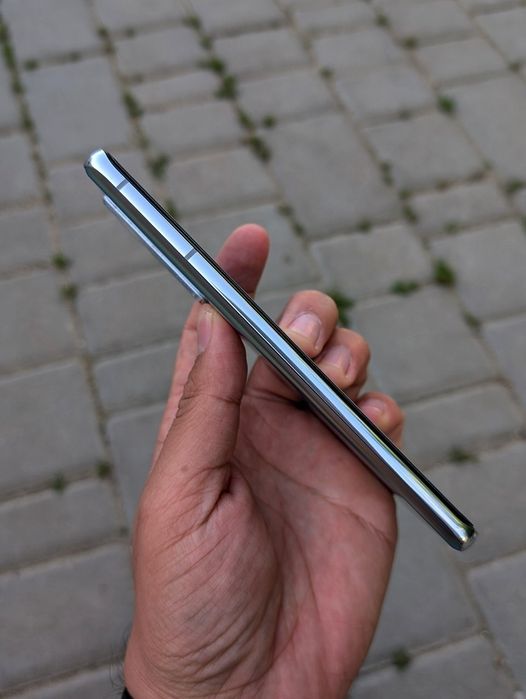 Samsung s21 ultra (12/128 Sim+esim 100x zoom Snapdragon  камерафон флагман)