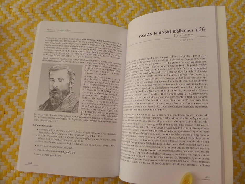 MEDICINA, LITERATURA E ARTE
de Hilton Seda e Mário Viana de Queiroz