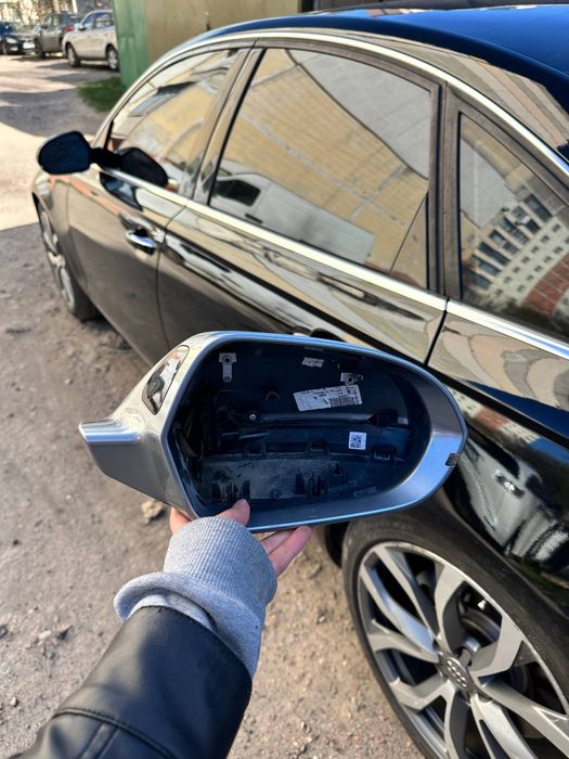 Зеркало Audi a6c7  правое пасажирська сторона