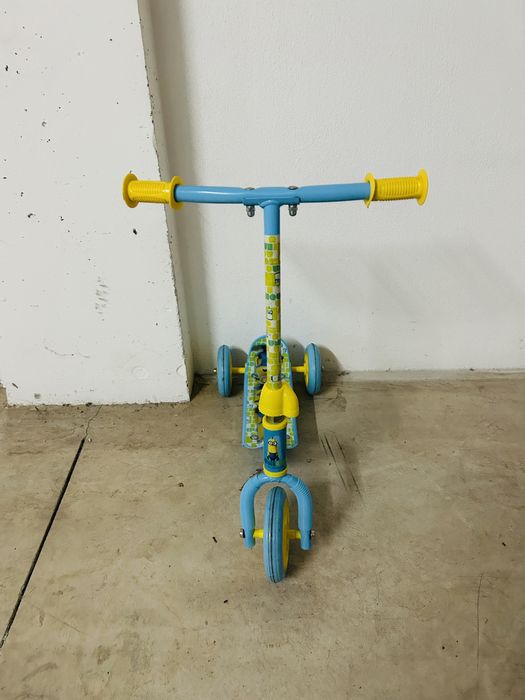 Trotinete Minions usda mas em muito bom estado, pouco uso64298711345283122