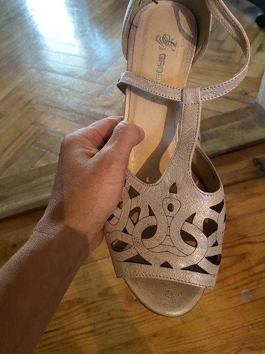 Buty damskie 39 grodecki