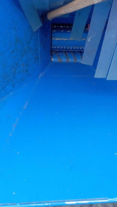 Подрібнювач деревини (щепоріз)