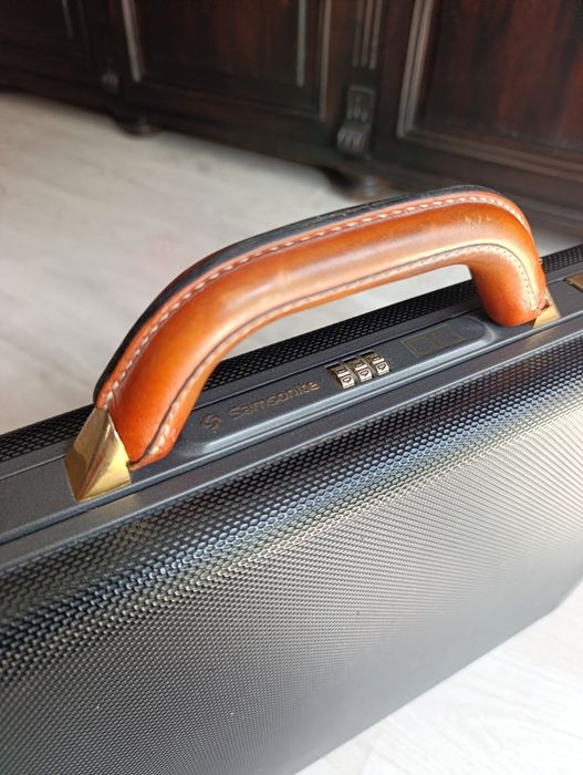 Walizka, neseser, aktówka Samsonite
