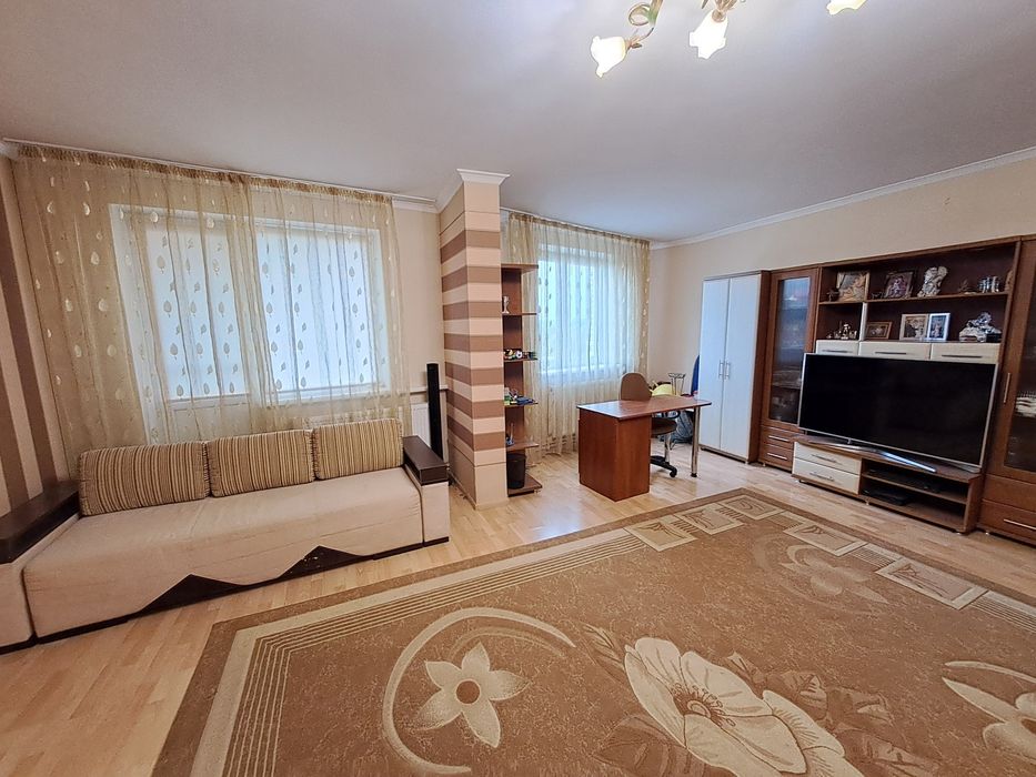 Продаж 5 км квартири по вул.Чернівецька, Оболоня.Тернопіль
