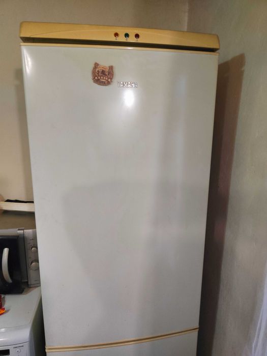 Холодильник Yamaha