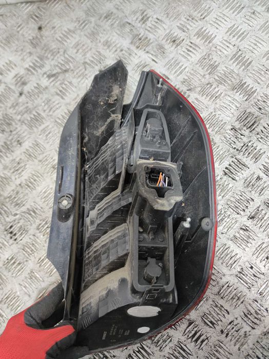 Renault Scenic II Lampa Lewy Tył Lewa Tylna