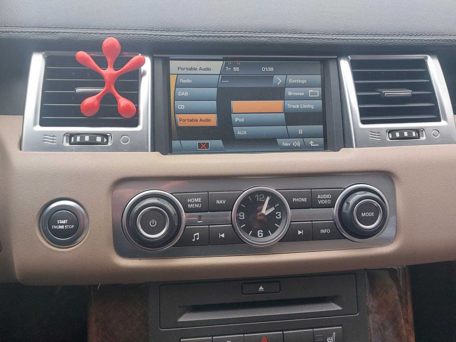 Продаеться гарний Range Rover Sport