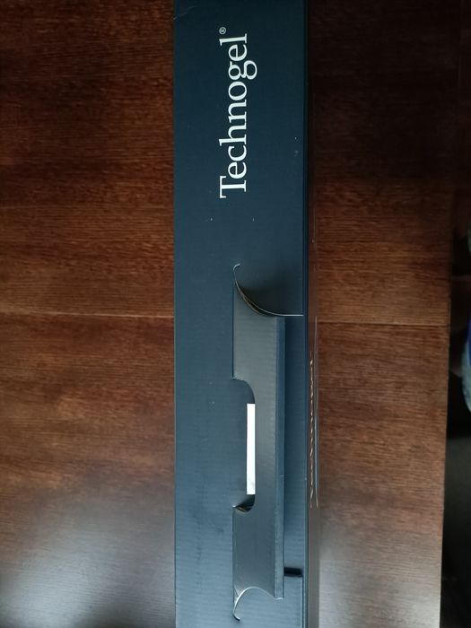 Chłodząca poduszka Anatomic Curve Technogel