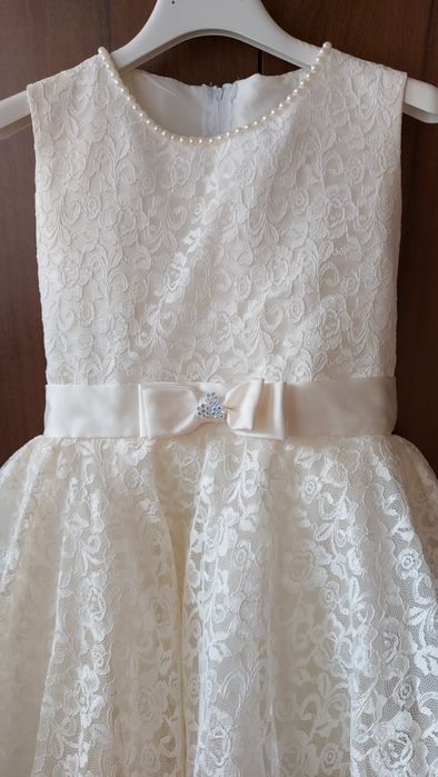 Плаття святкове пишне