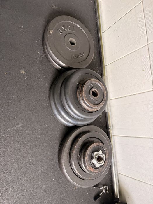 Pack Musculação Domyos: Banco de Supino Regulável + Barras + Discos em Ferro