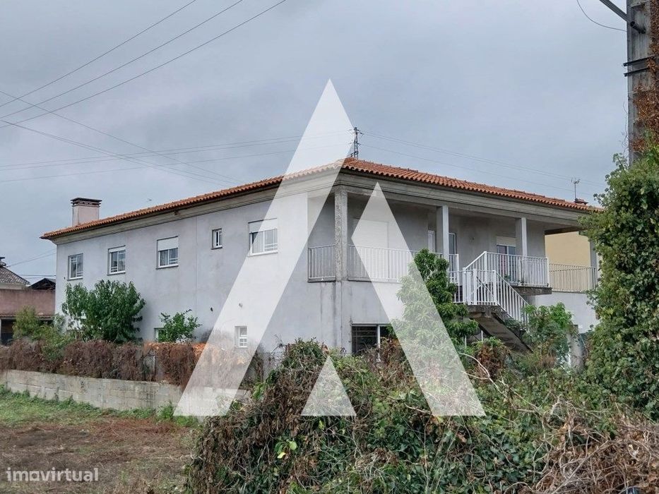 Terreno com benfeitorias em Barrô - Águeda