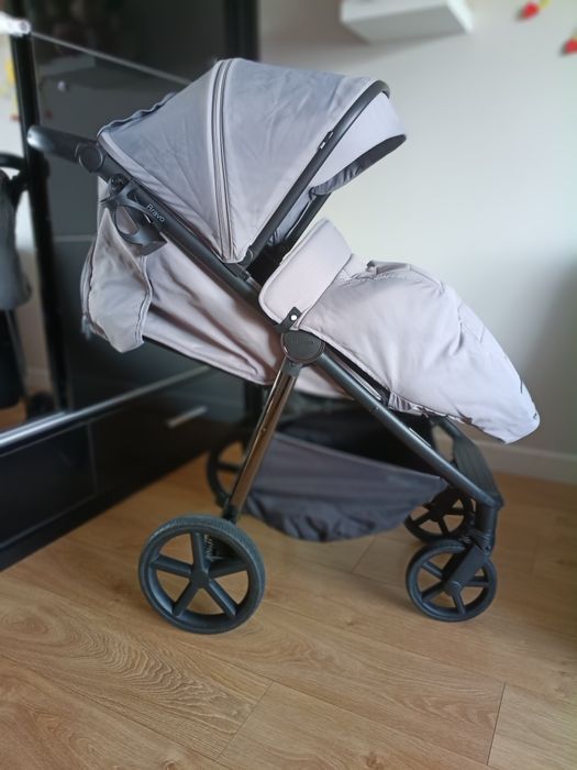 Wózek spacerowy Carrello Bravo Plus Mist Grey do 22 kg