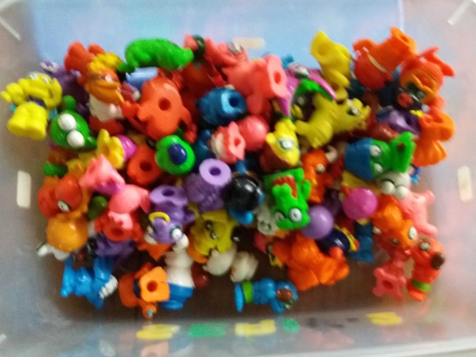 Novo preço-Zomlings-Serie-1/2/3/5/6 completas 50€ CADA