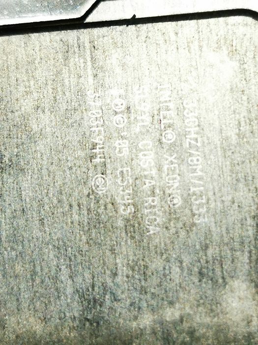 Продам серверну материнську плату Intel S5000XVN з двома процесорами