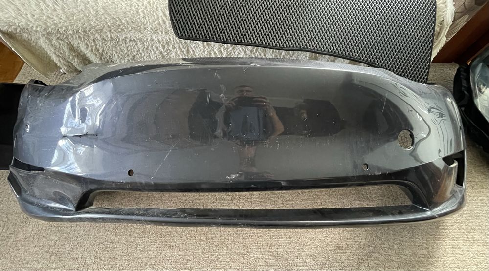 Бампер на Tesla Model Y